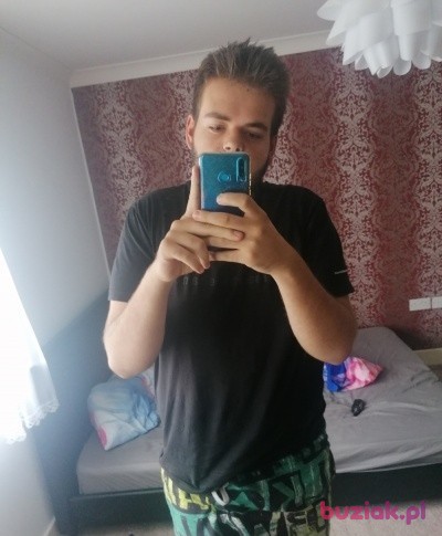 Ot00ma, Mężczyzna, 25, Slough, Wielka Brytania: 1