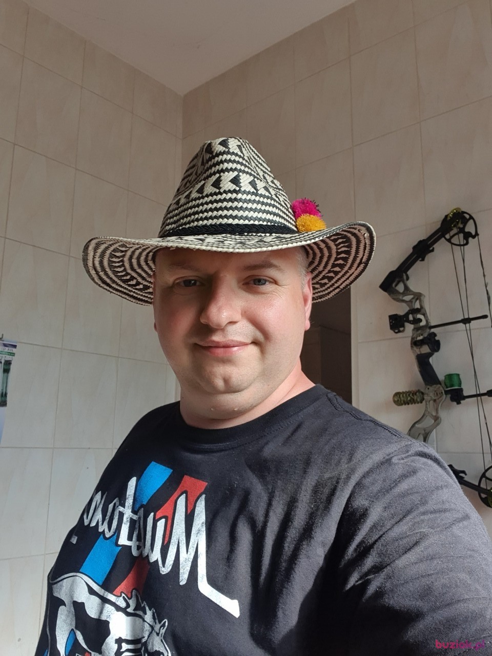 MACIEJ, Male, 40, Wielka Brytania: 1
