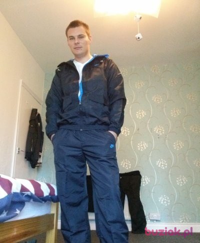 kosmosmiglo, Male, 37, Wielka Brytania: 1
