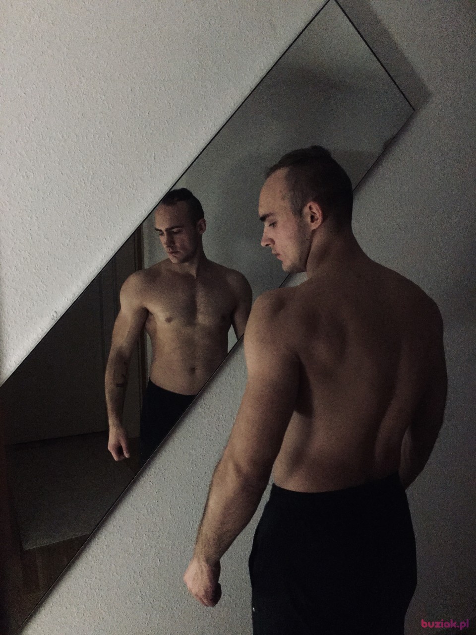 Bartek, Male, 26, Friedrichshafen, Niemcy: 1