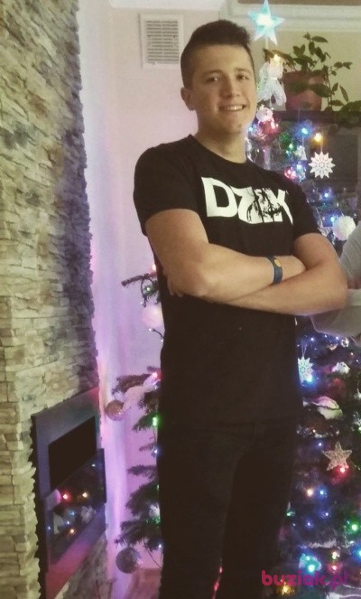 Adrian, Male, 23, Krosno, Polska: 1