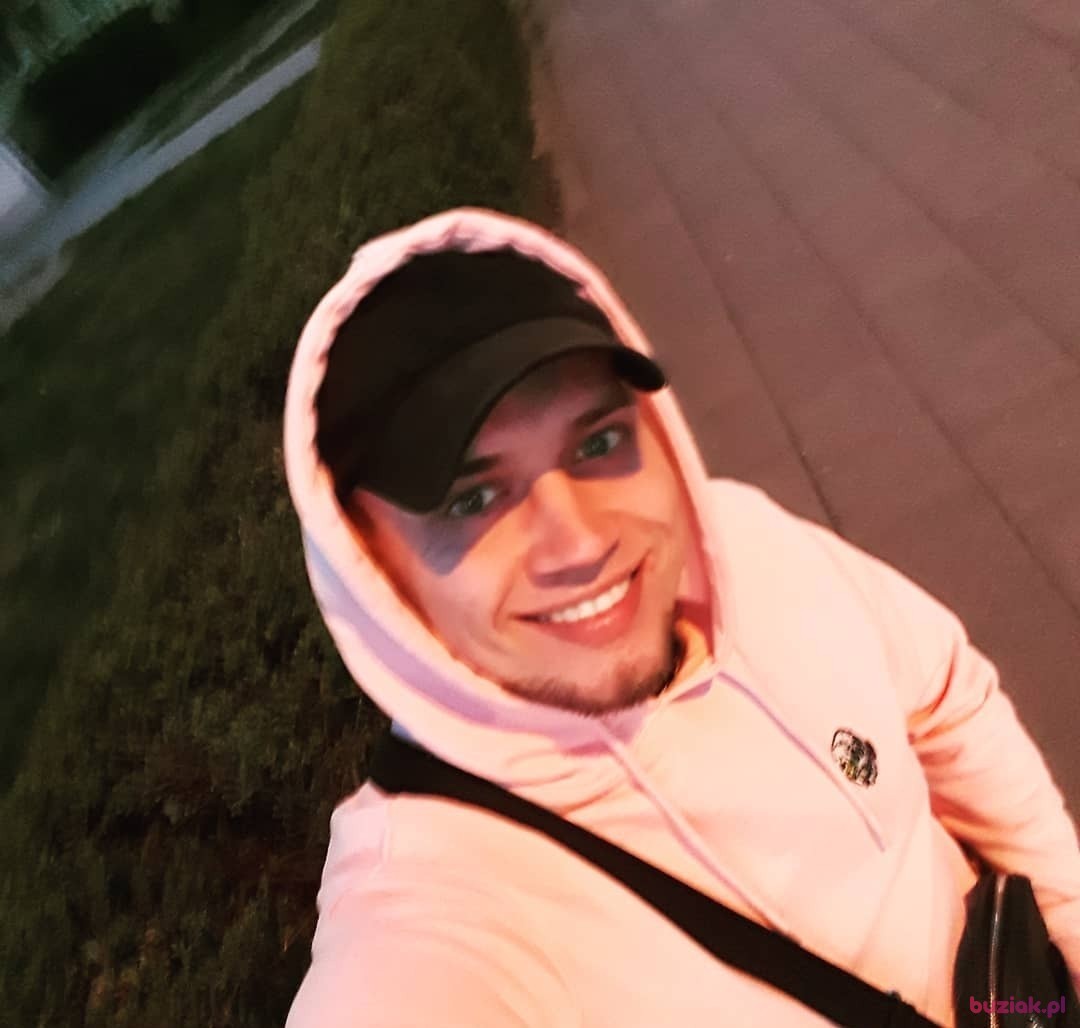 viktor, Mężczyzna, 30, Kalisz, Polska: 1
