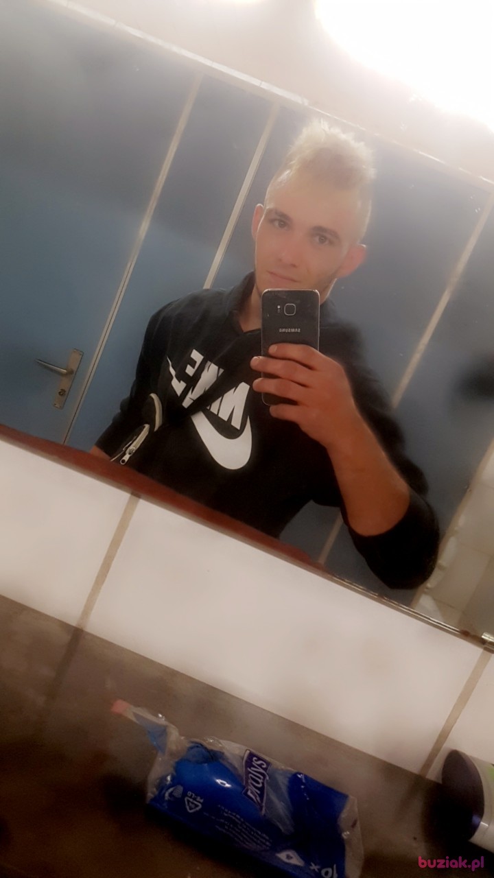 Kamil, Mężczyzna, 26, Szwajcaria: 1