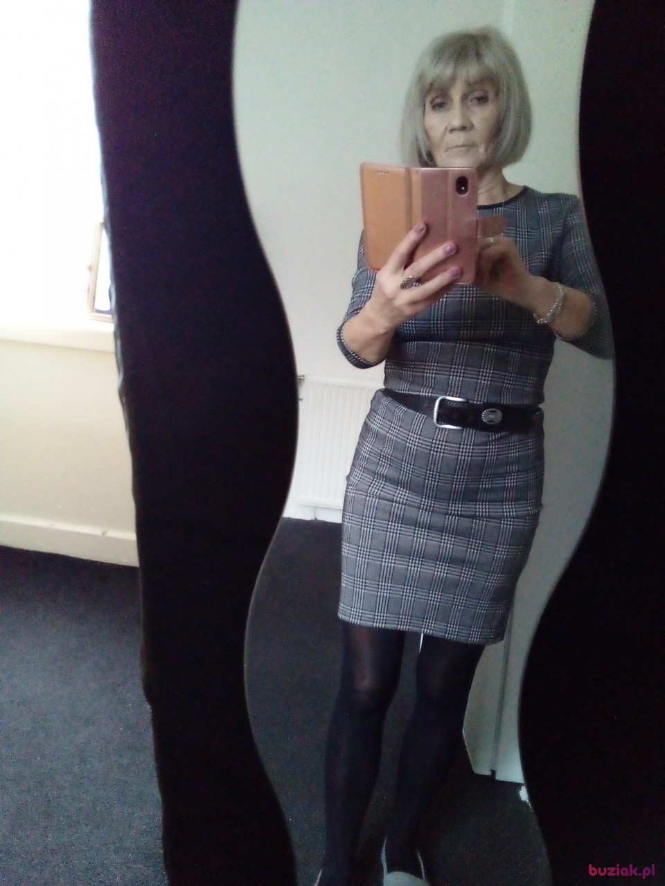 Anna, Kobieta, 67, Glasgow, Wielka Brytania: 1