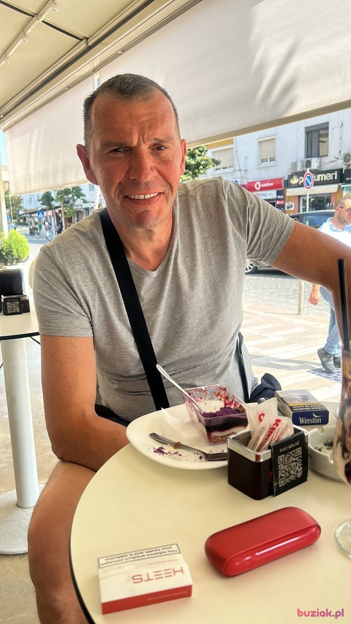 Maciej, Male, 52, Oadby, Wielka Brytania: 1