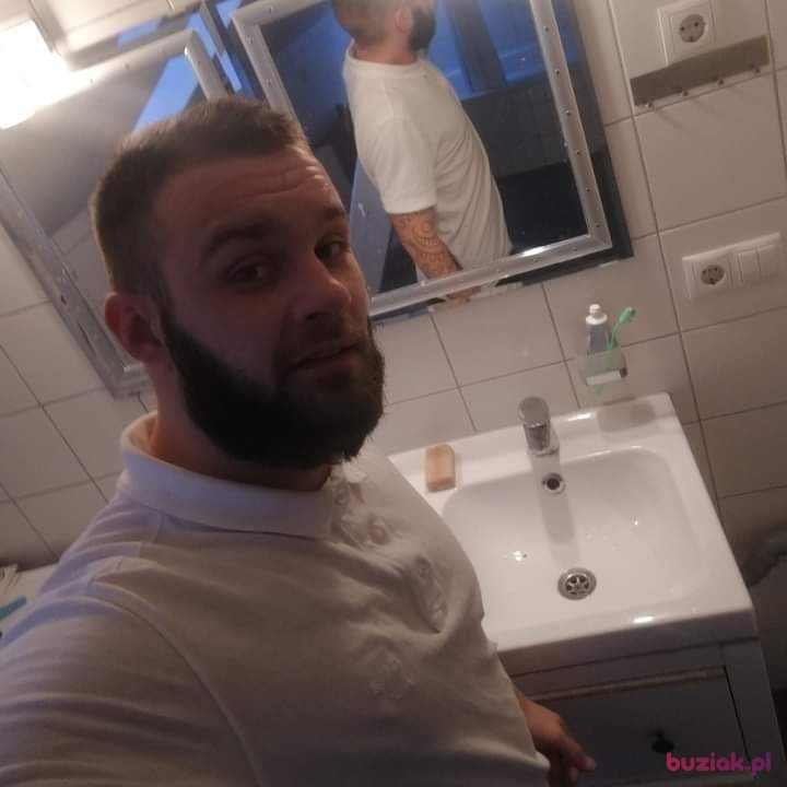 Kamil, Mężczyzna, 30, Zabrze, Polska: 1