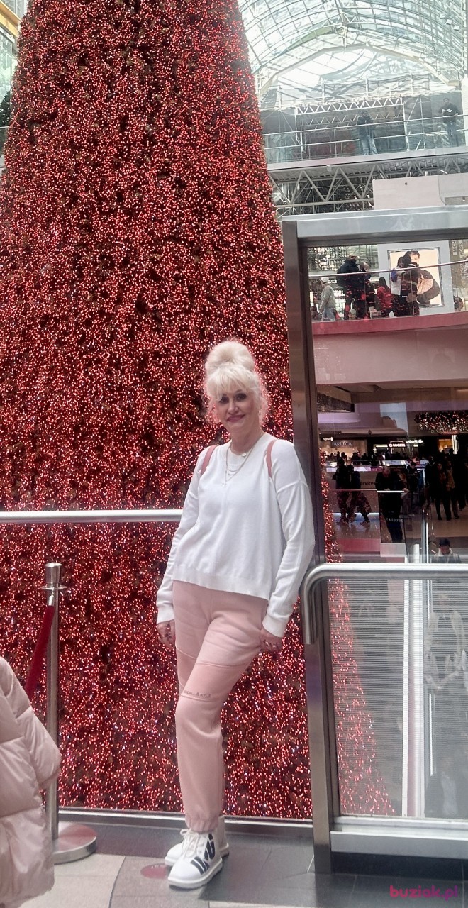Alina, Female, 64, Kanada: 1