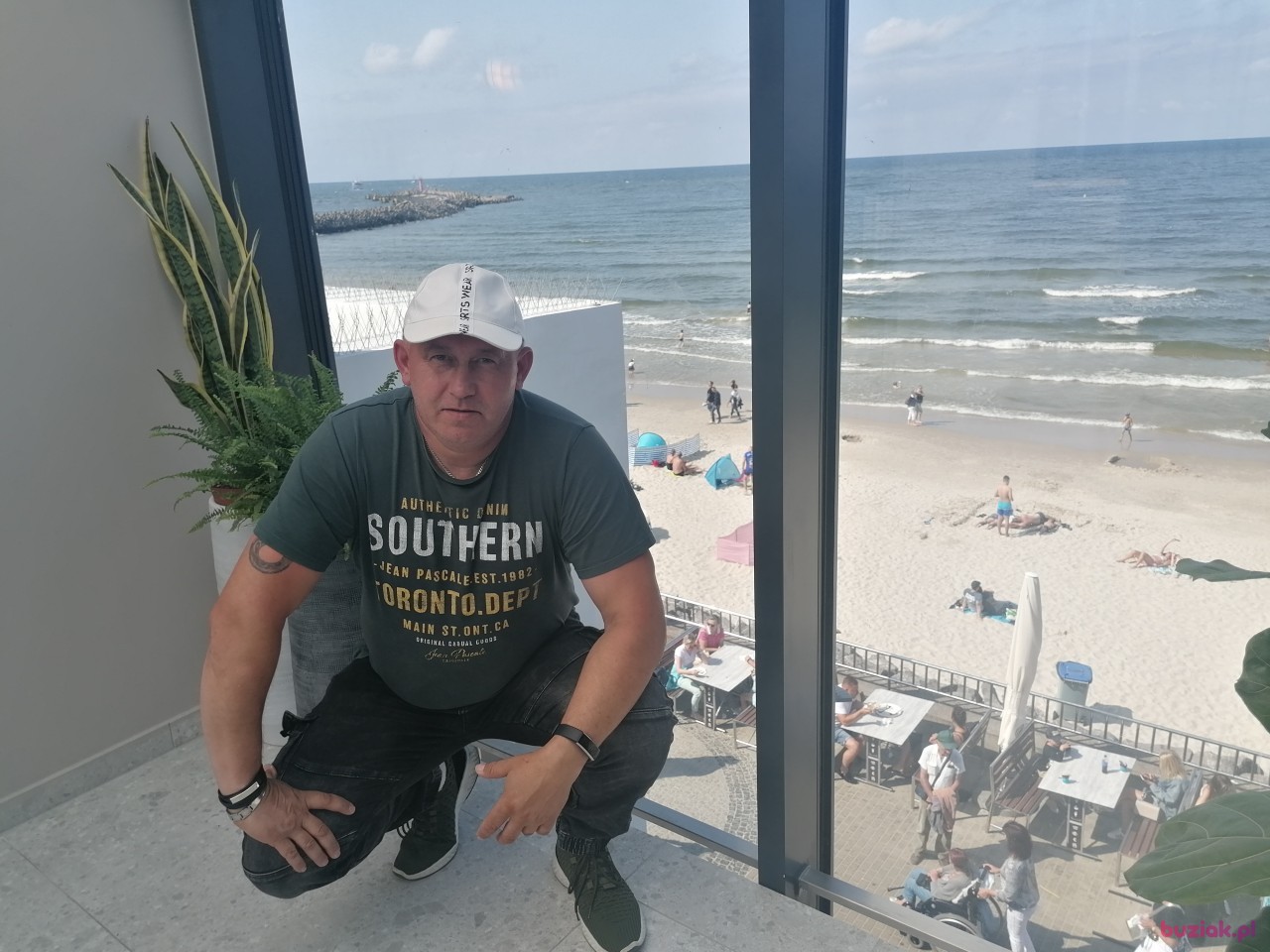 Jarek, Male, 49, Krapkowice, Polska: 1