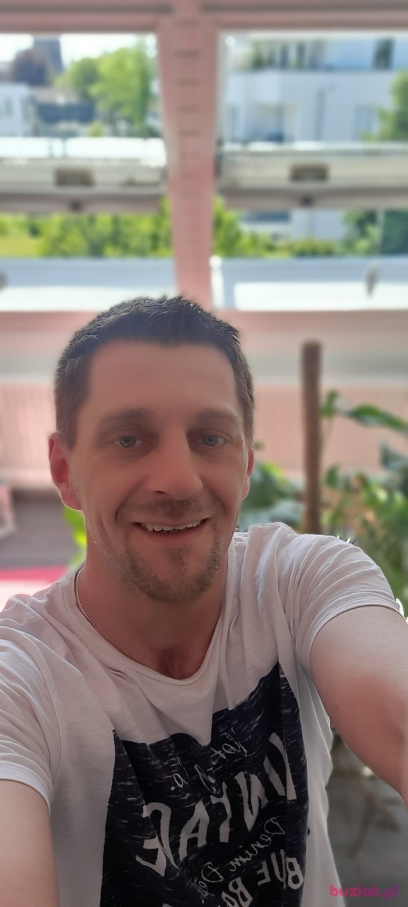 Krzysztof, Mężczyzna, 40,  Dusseldorf North Rhine Westphalia, Niemcy: 1