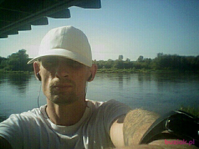 Bartek, Male, 40, Puławy, Polska: 1