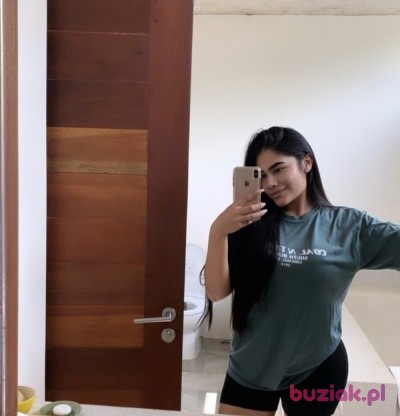 khalisi, Kobieta, 35, Crosby, Wielka Brytania: 1