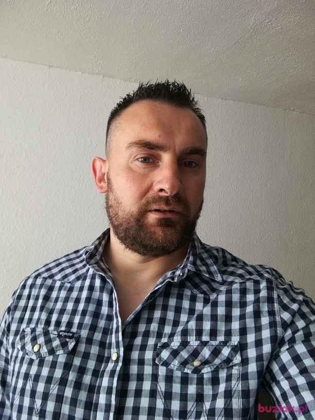 Lukasz, Male, 43, Dunstable, Wielka Brytania: 1