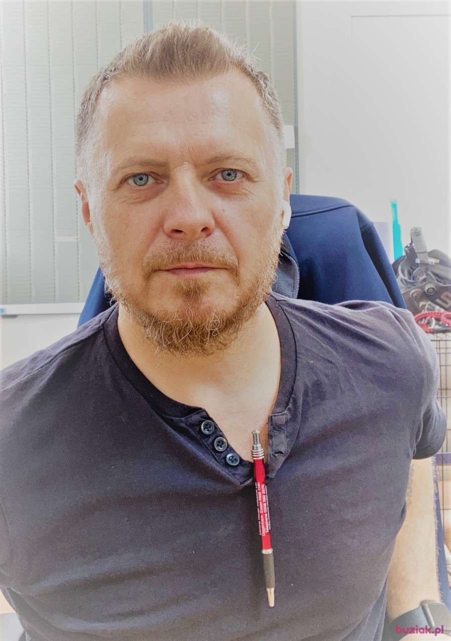 Dezz, Mężczyzna, 52, Westminster, Wielka Brytania: 1