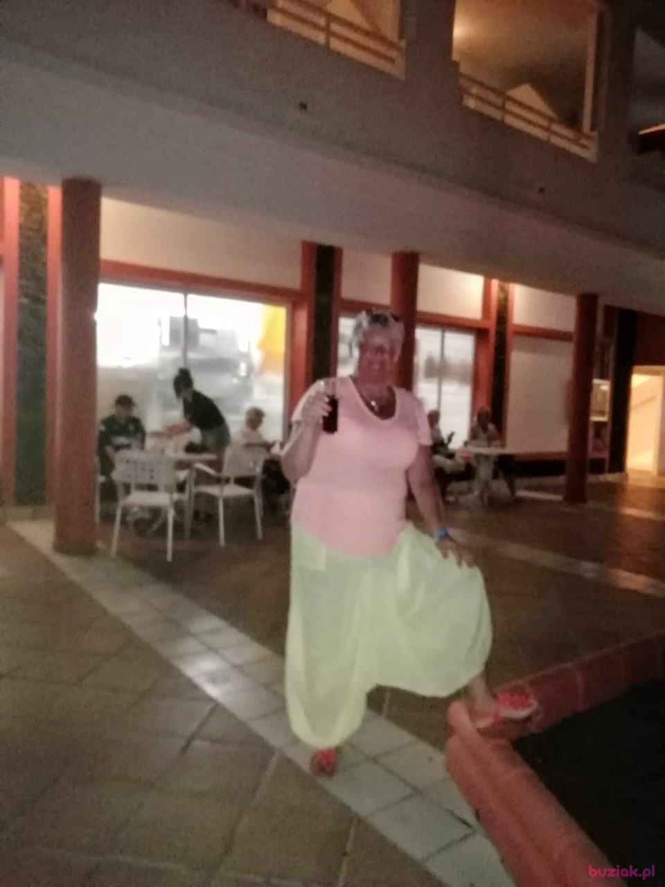 DORCIA, Kobieta, 52, Ruabon, Wielka Brytania: 1