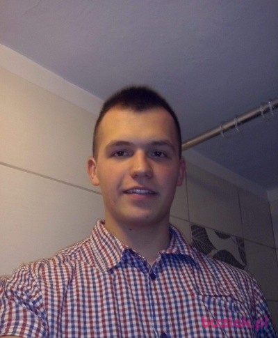 Mistrz100, Mężczyzna, 26, Polska: 1