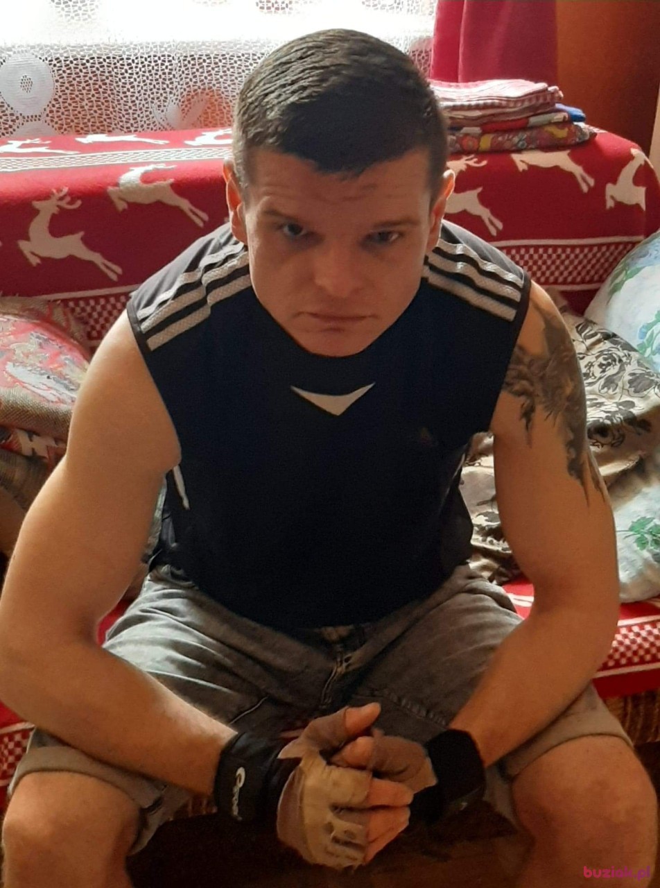 Kamil, Mężczyzna, 39, Ostrowiec Swiętokrzyski, Polska, Zdjęcie: 2