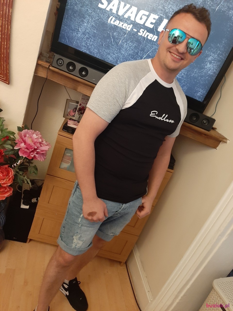 Patryk, Mężczyzna, 31, Hawkes End, Wielka Brytania: 1