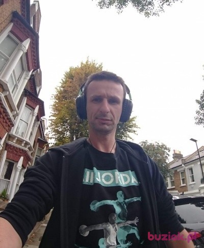 Robert, Male, 43, Wielka Brytania: 1