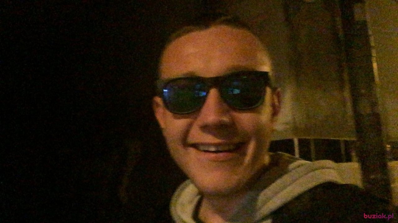Wariat, Male, 23, Mansfield, Wielka Brytania: 1