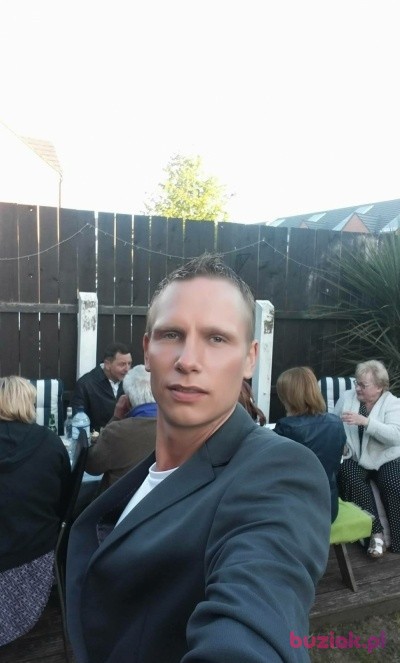Tomasz , Male, 37, Wielka Brytania: 1