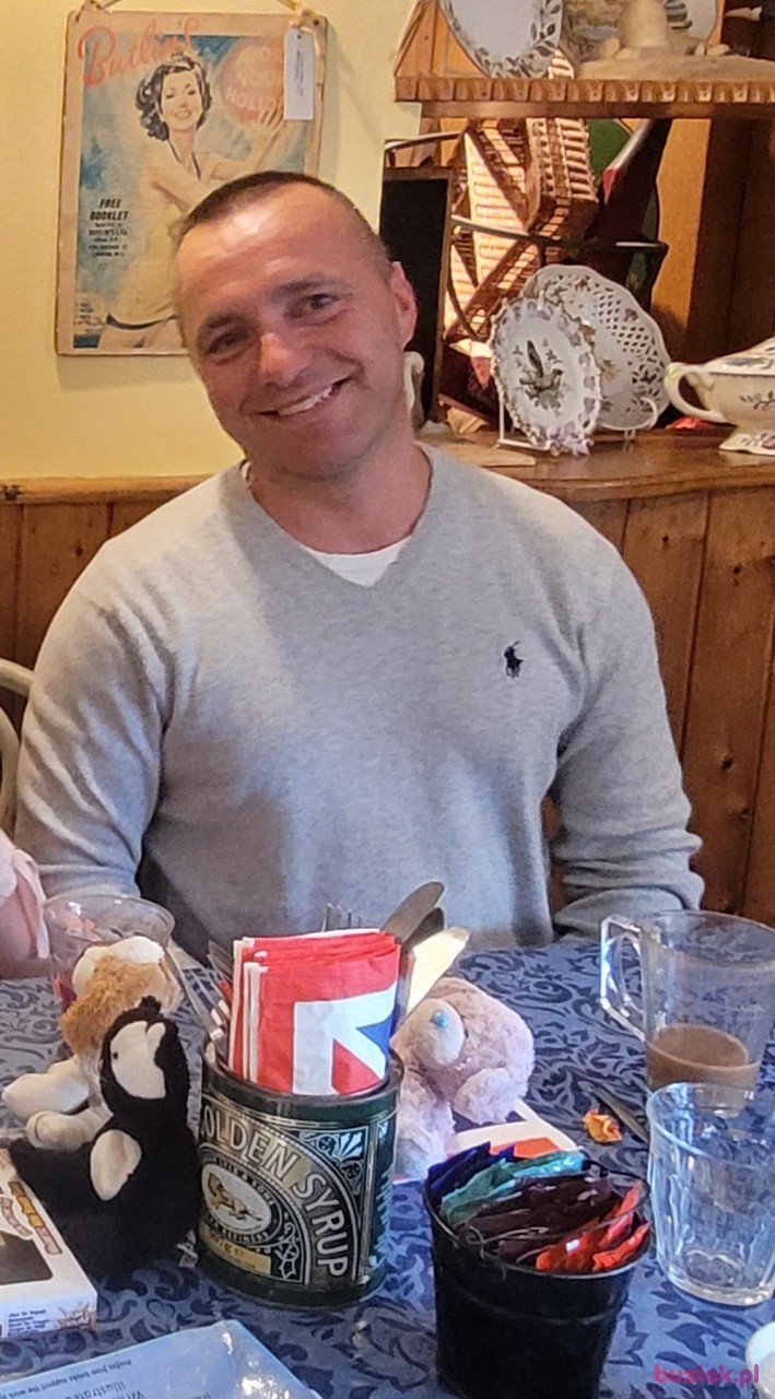 Dawid, Male, 43, Burnley, Wielka Brytania: 1