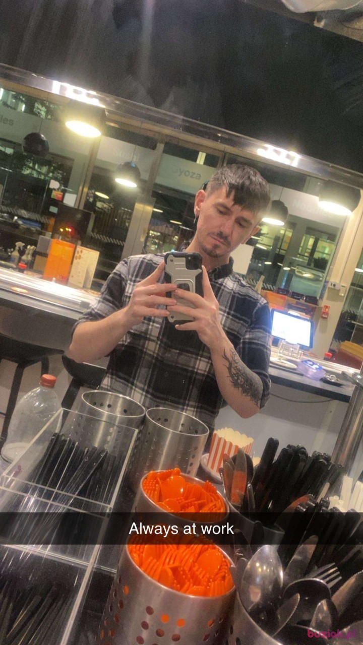 Bartek, Mężczyzna, 36, Bletchley, Wielka Brytania: 1
