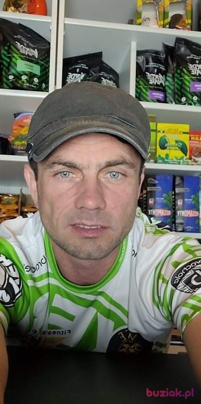 Adrian, Male, 41, Tilburg, Holandia: 1