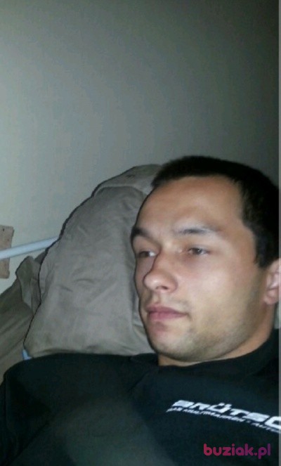 Robert, Male, 33, Piotrków Trybunalski, Polska: 1