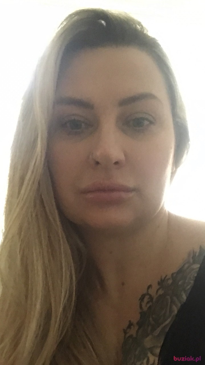 Monika, Kobieta, 45, Crosby, Wielka Brytania: 1