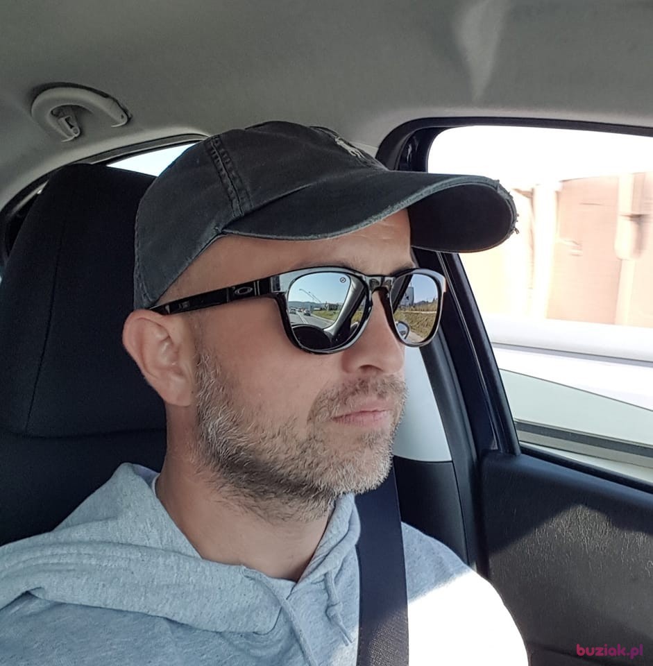 kOTZ, Mężczyzna, 41, Wielka Brytania: 1