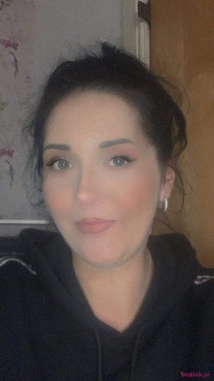 Vika, Female, 44, Wielka Brytania: 1
