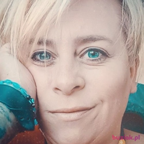 D_o_t_a, Female, 44 years, Hamburg