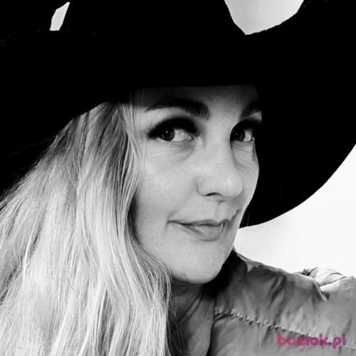 Monz, Female, 42 years, Tees Grove