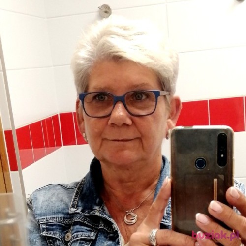 maia, Female, 63 years, Łódź