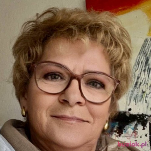 wiesia11, Female, 66 years, Kingston upon Hull